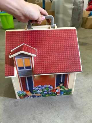 Casa de juguete maletín Playmobil