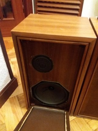 Altavoces Miniwat Marrones
