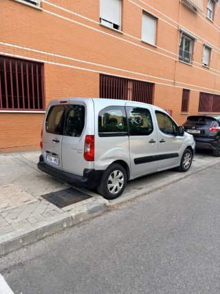 Peugeot Partner 2012