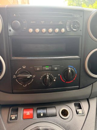 Peugeot Partner 2012