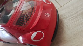 CON CAJA Coche VW e-Beetle y Muñeca Ladybug articu