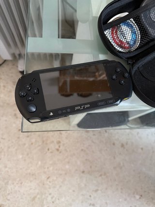 PSP E1000 Street Nero Sony + 7 giochi