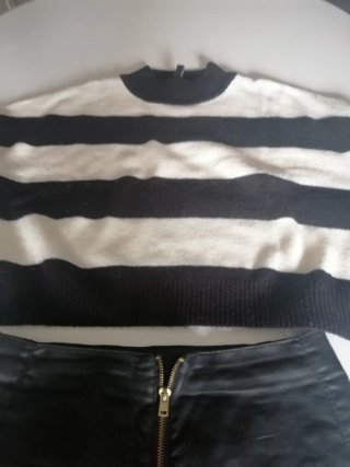 Conjunto Falda, Jersey y Zapatos Tacón
