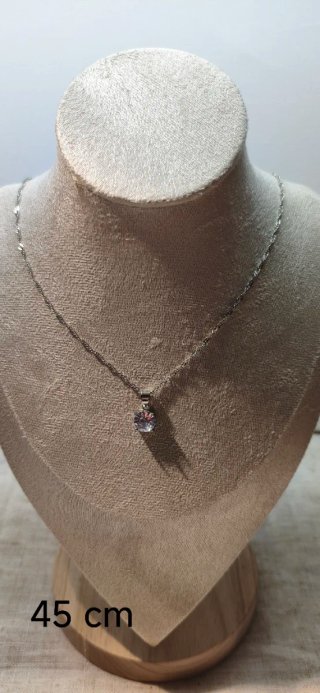 Conjunto collar y pendientes con piedra