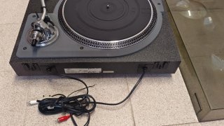 Tocadiscos Profesional Acoustic Control HT-005