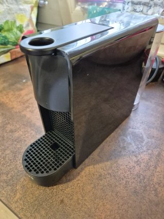 Cafetera Nespresso Krups Negra