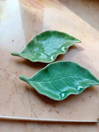 Piattini decorativi a forma di foglia