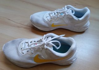 Nike Sneakers Revolution 6 Talla 39