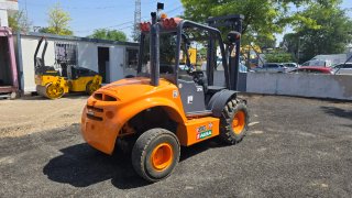Carretilla elevadora Ausa CH200 4x4
