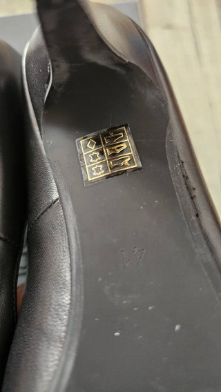 Zapatos de tacón Paco Herrero negros