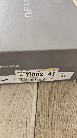 Zapatos de tacón Paco Herrero negros
