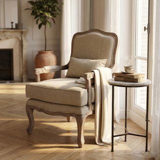 Poltrona Classica Imbottita Tessuto Beige e Legno