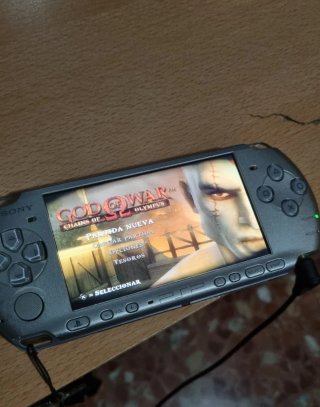 Sony PSP-3004 + 11 juegos + funda + bolso