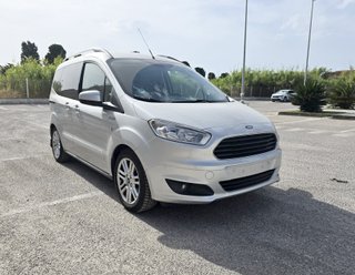 Ford Tourneo Courier 2017