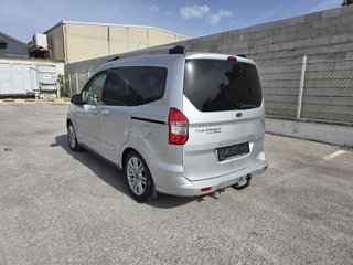 Ford Tourneo Courier 2017