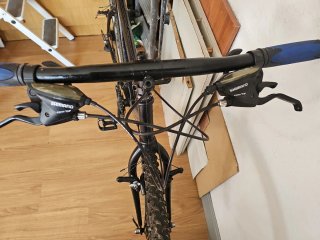 Bicicleta antigua negra