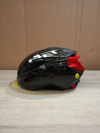Casco MET Manta Mips Talla M (56-58cm)