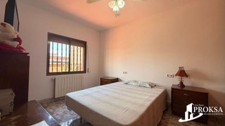 Ático en venta en Fondo en Santa Coloma de Gramanet