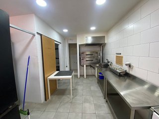 Local comercial en venta en Vistalegre en Castelldefels