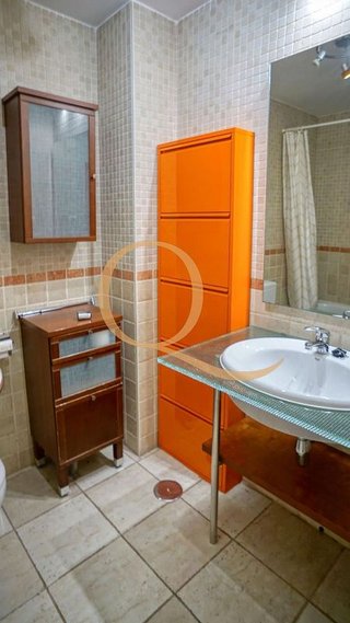 Piso en venta en San Juan Bautista en Madrid
