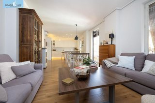 Piso en venta en Centro - Sagrario en Granada