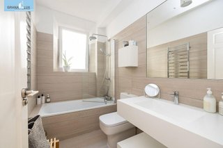 Piso en venta en Centro - Sagrario en Granada