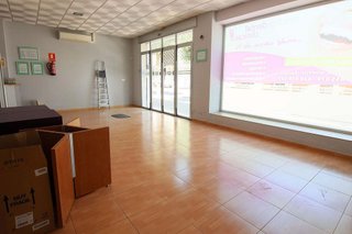 Local comercial en venta en Montijo