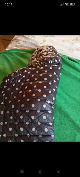 Chubasquero Bershka Talla M Lunares