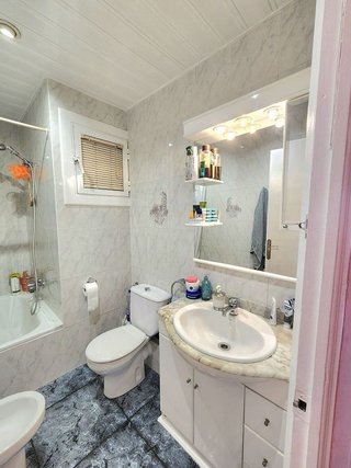 Piso en venta en Creu de Barberà en Sabadell
