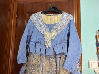 Traje de Fallera Azul y Dorado