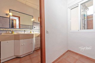 Casa adosada en venta en Alhama de Granada