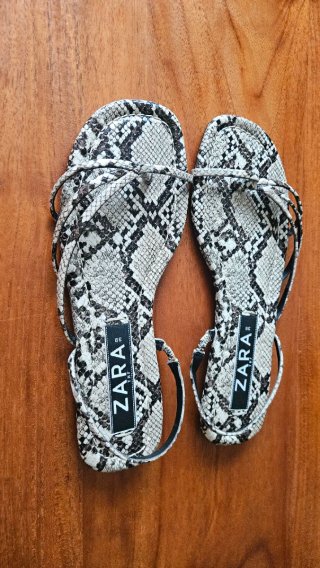 Sandalias Zara Animal Print Talla 39