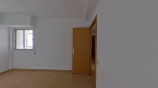 Piso en venta en Torrefiel en Valencia