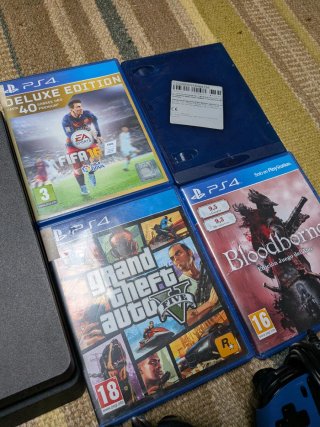 PS4 Slim Negra de 1TB con Hen 12.00 y Juegos