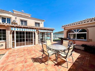 Chalet en venta en La Siesta - El Salado - Torreta en Torrevieja