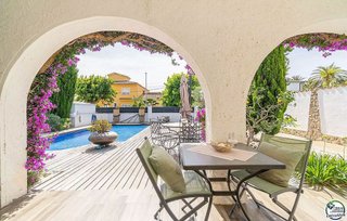 Chalet en venta en Empuriabrava en Castelló d´Empúries