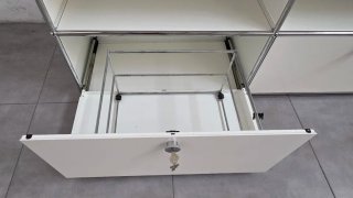 Aparador doble USM HALLER  blanco y plata