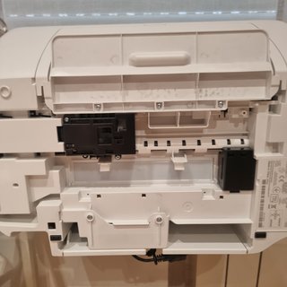 Impresora HP DeskJet 2720e Multifunción