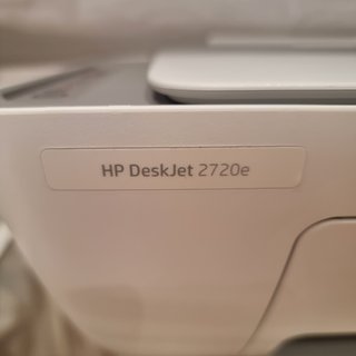 Impresora HP DeskJet 2720e Multifunción