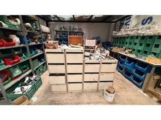 Nave industrial en venta en Santa Cruz - Industria - Polígono Campollano en Albacete
