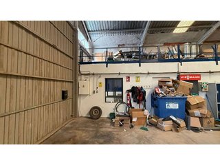 Nave industrial en venta en Santa Cruz - Industria - Polígono Campollano en Albacete
