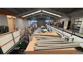 Nave industrial en venta en Santa Cruz - Industria - Polígono Campollano en Albacete