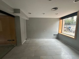 Local comercial en venta en Gros en San Sebastián-Donostia