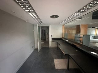 Local comercial en venta en Gros en San Sebastián-Donostia