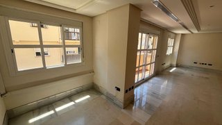 Oficina en venta en Arroyo de la Miel en Benalmádena