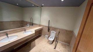 Oficina en venta en Arroyo de la Miel en Benalmádena
