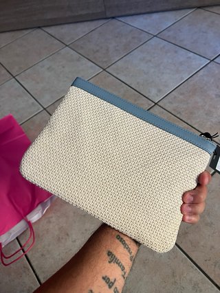 Pochette Byblos beige e blu