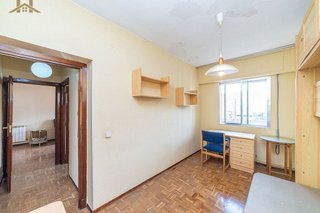 Piso en venta en Valderas - Los Castillos en Alcorcón