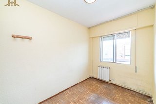 Piso en venta en Valderas - Los Castillos en Alcorcón