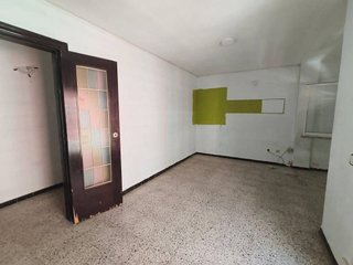 Piso en venta en Artigas - Llefià en Badalona